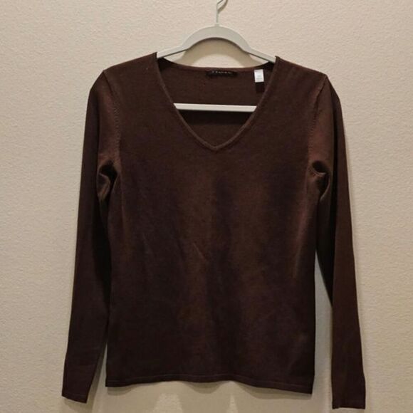 Tahari Brown V-Neck Sweater Size Small - Picture 2 of 6